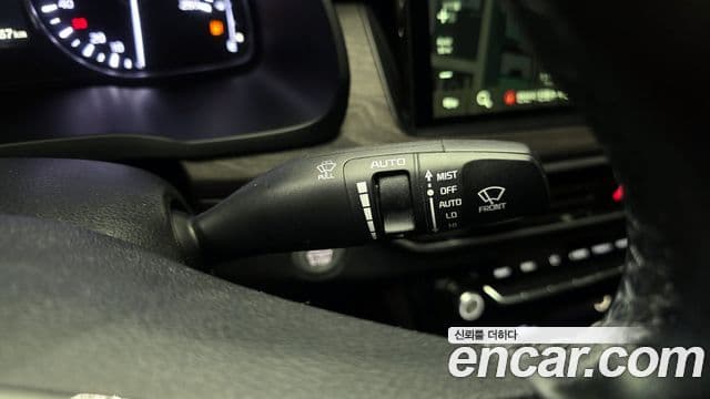 Kia K7 Premier 3.0 LPI Trendy(арендный автомобиль), 2020 16