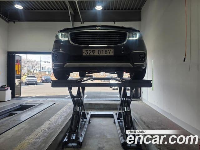 Kia All New Carnival Prestige, 2017 1