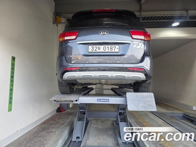 Kia All New Carnival Prestige, 2017 2