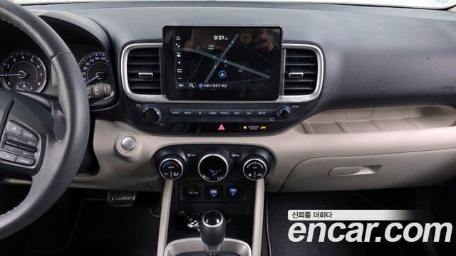 Hyundai Venue 1.6 Flux, 2020 14