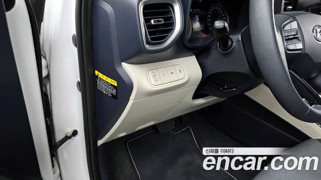 Hyundai Venue 1.6 Flux, 2020 17