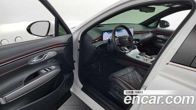 Genesis GV70, 2025 10