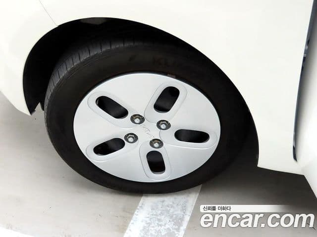 Kia The / новый New Ray Standard, 2022 18