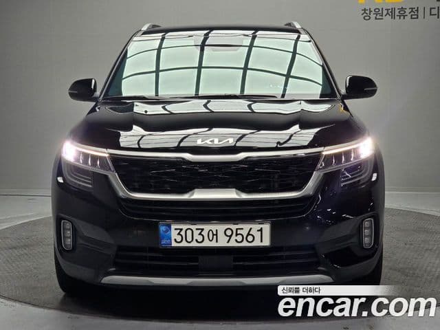 Kia Seltos Signature, 2023 3