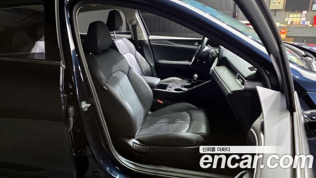 Kia K5 3세대 Trendy, 2023 12