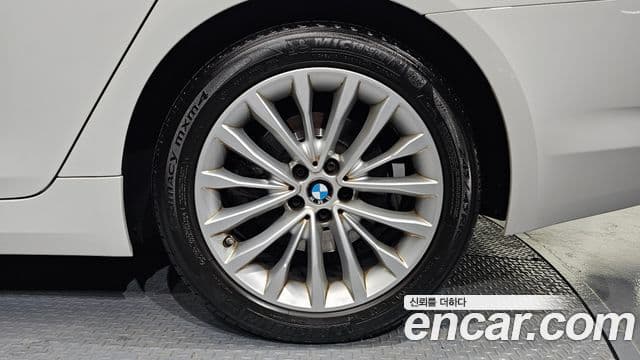 BMW 5시리즈 (G30) 530i xDrive Luxury Plus, 2018 все фото