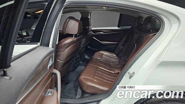 BMW 5시리즈 (G30) 530i xDrive Luxury Plus, 2018 11