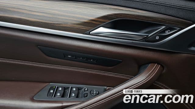 BMW 5시리즈 (G30) 530i xDrive Luxury Plus, 2018 12