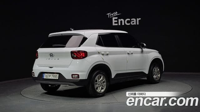 Hyundai Venue 1.6 Modern Plus, 2022 2
