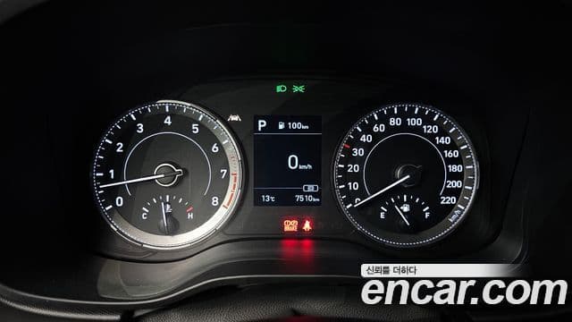 Hyundai Venue 1.6 Modern Plus, 2022 8