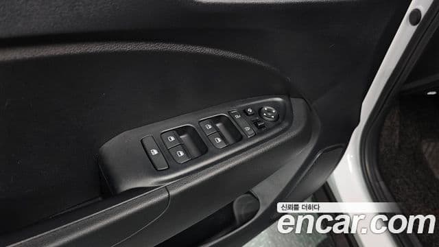 Hyundai Venue 1.6 Modern Plus, 2022 18