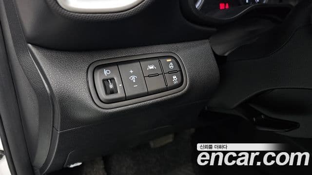 Hyundai Venue 1.6 Modern Plus, 2022 19