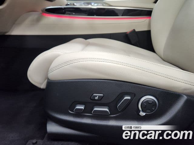 Genesis GV70, 2023 6