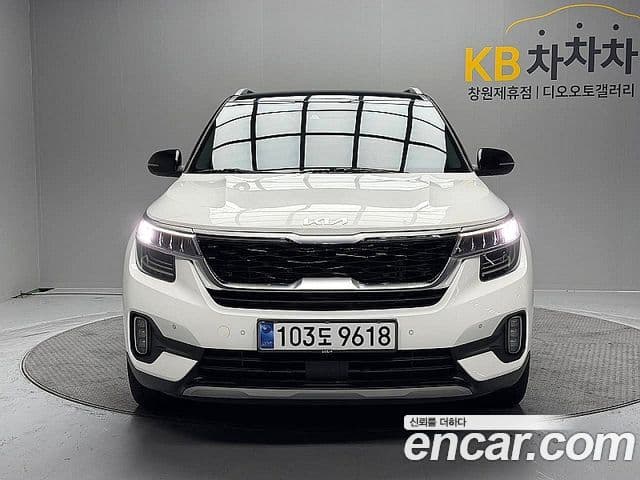 Kia Seltos Signature, 2023 3