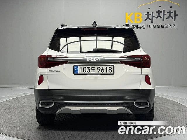 Kia Seltos Signature, 2023 4