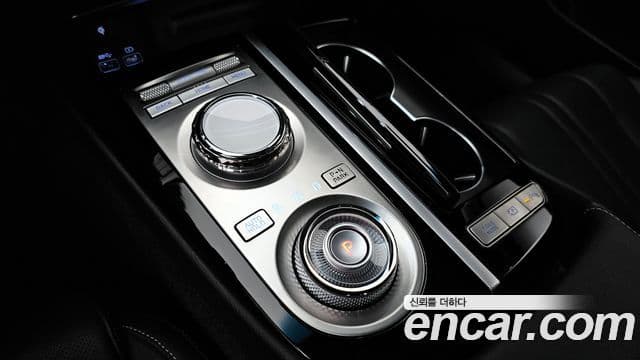 Genesis G80 (RG3) бензин 2.5 турбо AWD, 2023 9