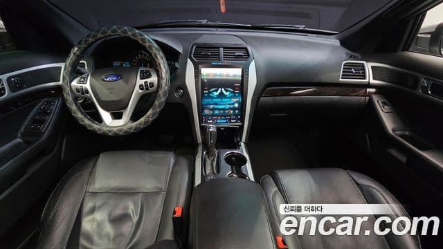 Ford Explorer 5세대, 2015 7