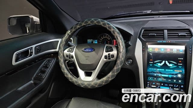 Ford Explorer 5세대, 2015 13