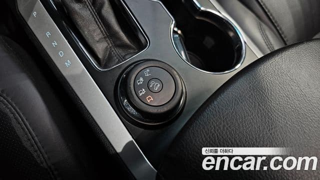 Ford Explorer 5세대, 2015 20