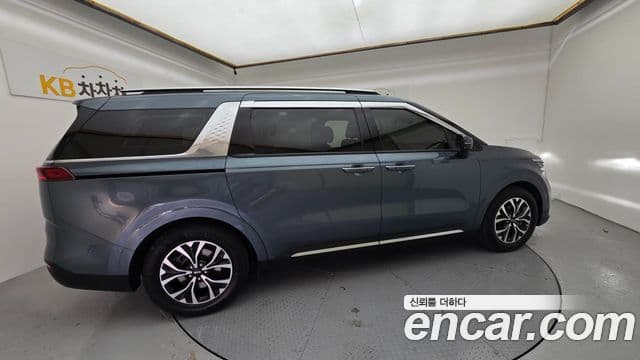 Kia Carnival 4세대 Signature, 2021 10
