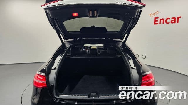 Mercedes-Benz GLC-класс X253 AMG GLC63 S 4MATIC+ купе, 2018 20