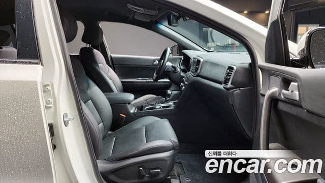 Kia Sportage The / новый Bold Prestige, 2021 10