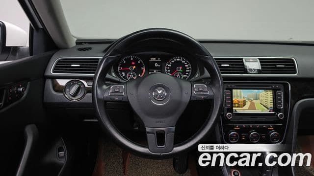 Volkswagen The / новый New Passat B7, 2014 13
