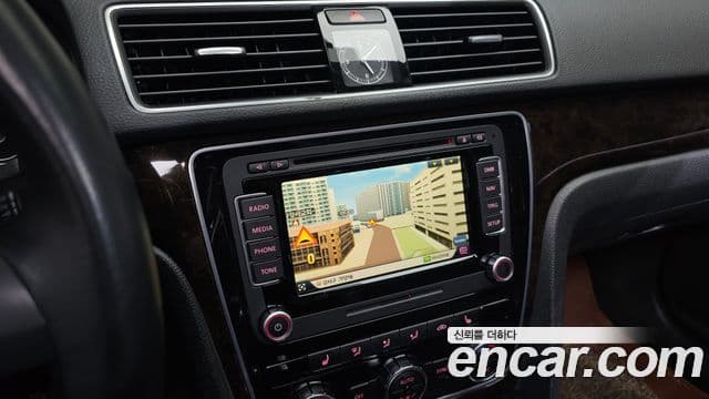 Volkswagen The / новый New Passat B7, 2014 14