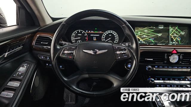 Genesis EQ900 Prestige, 2018 14