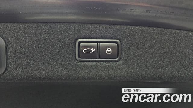 Genesis EQ900 Prestige, 2018 20