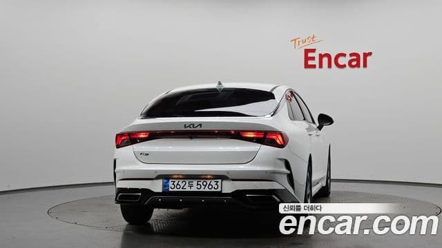 Kia K5 3세대 Standard, 2022 4