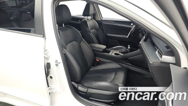 Kia K5 3세대 Standard, 2022 12