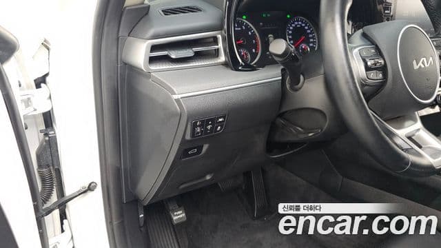Kia K5 3세대 Standard, 2022 13