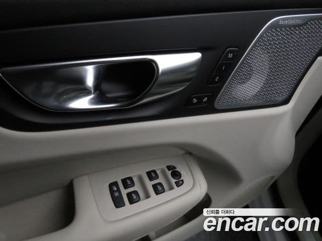 Volvo XC60 2세대 B5 Ultra Dark Air подвеска, 2026 11