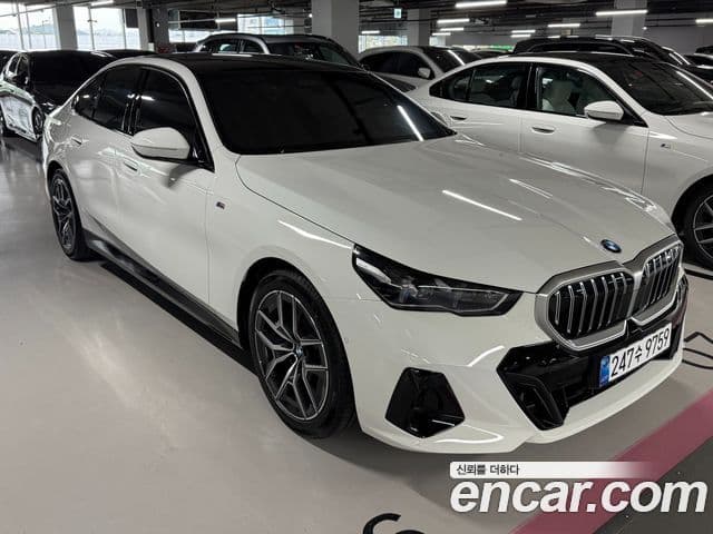 BMW 5시리즈 (G60) 520i M Sport, 2025 2