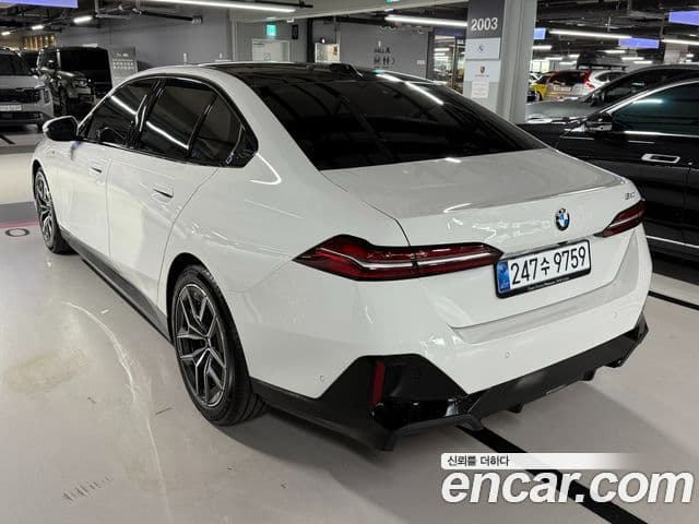 BMW 5시리즈 (G60) 520i M Sport, 2025 4