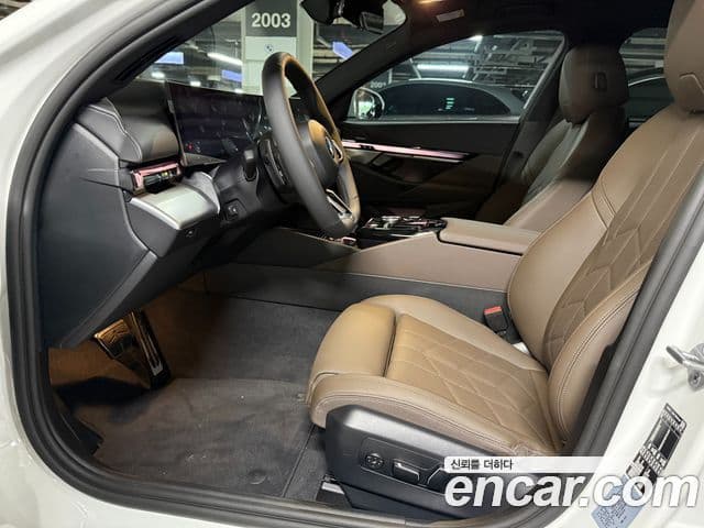 BMW 5시리즈 (G60) 520i M Sport, 2025 7