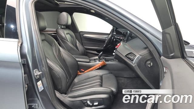 BMW 5시리즈 (G30) 520d xDrive M Sport, 2018 10