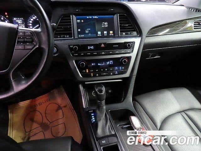 Hyundai LF Sonata 2.0 Smart, 2015 9