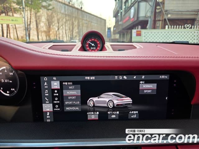 Porsche 911 (992) Carrera 4S, 2021 9