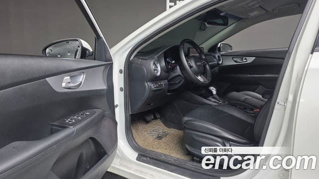 Kia The / новый New K3 2세대 Prestige, 2022 11