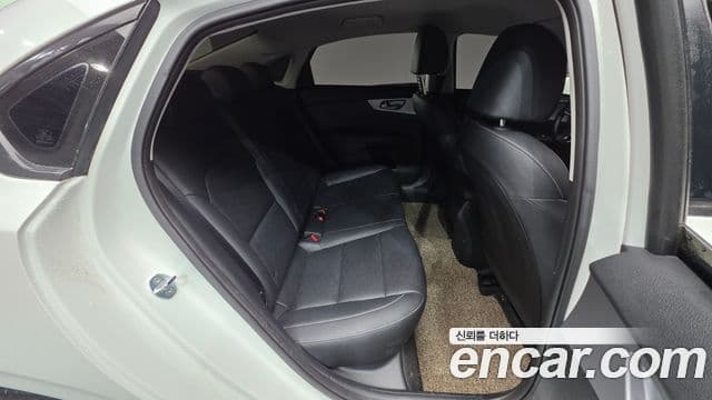 Kia The / новый New K3 2세대 Prestige, 2022 19