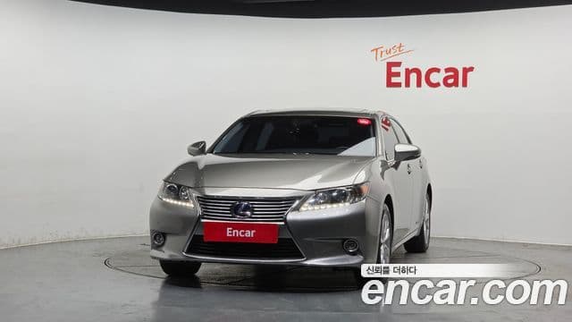 Lexus New ES300h XV60, 2015 3