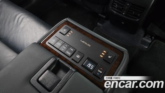 Lexus New ES300h XV60, 2015 18