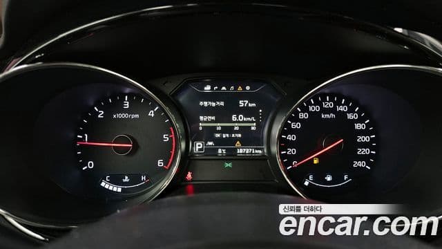 Kia All New Carnival Noblesse, 2016 8