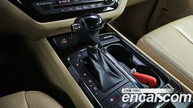 Kia All New Carnival Noblesse, 2016 9