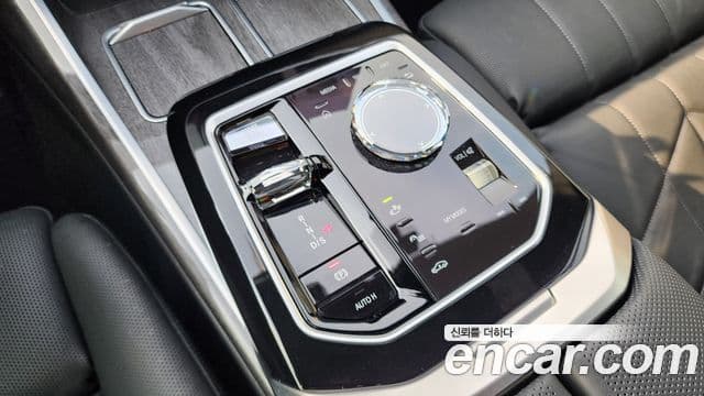 BMW 7시리즈 (G70) 740d xDrive M Sport, 2024 9