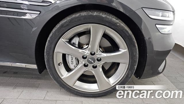 Genesis G80 (RG3) бензин 2.5 турбо AWD, 2022 все фото