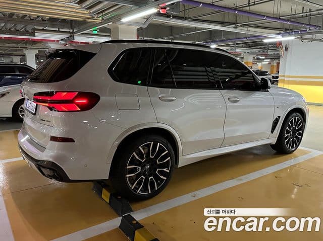 BMW X5 (G05) xDrive 50e M Sport, 2025 все фото