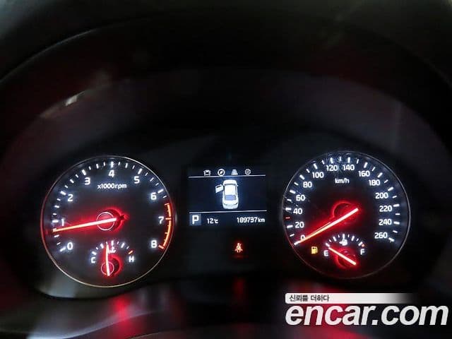 Kia All New K7 3.0 LPI Luxury (арендный автомобиль), 2017 9